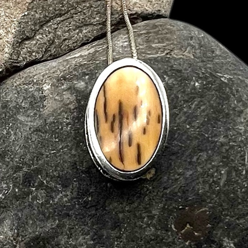 Vintage Handmade Navajo Mens Sterling Silver Elk Antler Pendant Necklace - Picture 4 of 8